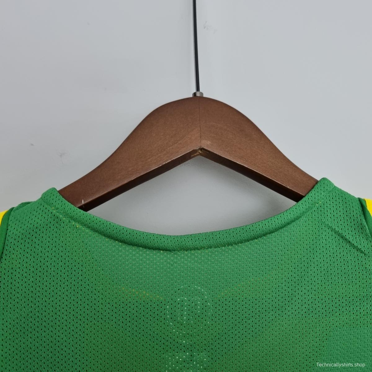 Retro 2004/06 Brazil Soccer Jersey