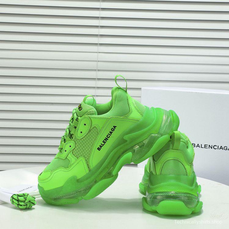 Men/Women Balenciaga Triple S Sneaker Green Item 6380380