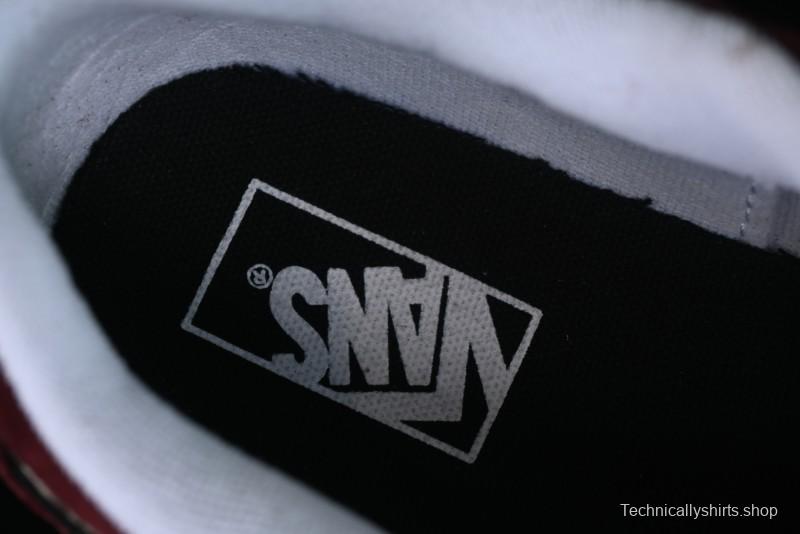 Vans Classics Knu Skool Chunky Tongue Retro Sneakers in Wine Red - VN0009QC02Y