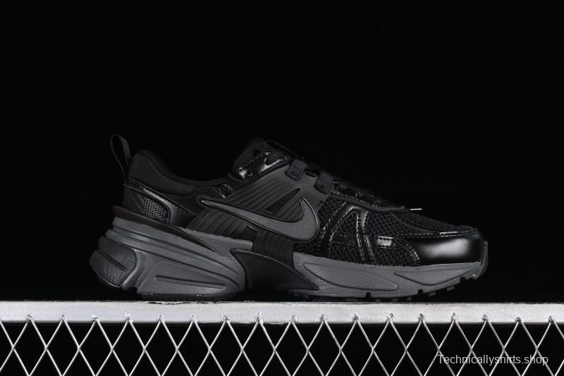 Nike V2K Runtekk 3XL Retro Low-Top Running Shoes with Shock Absorption and Anti-Slip Design - FD0736-001