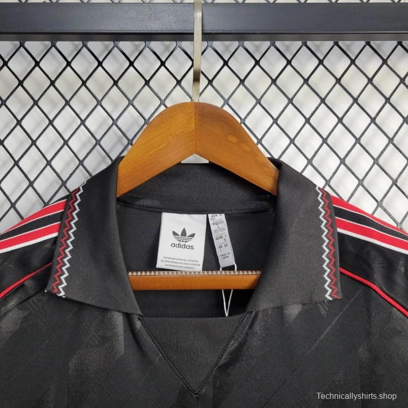 24/25 Retro Manchester United