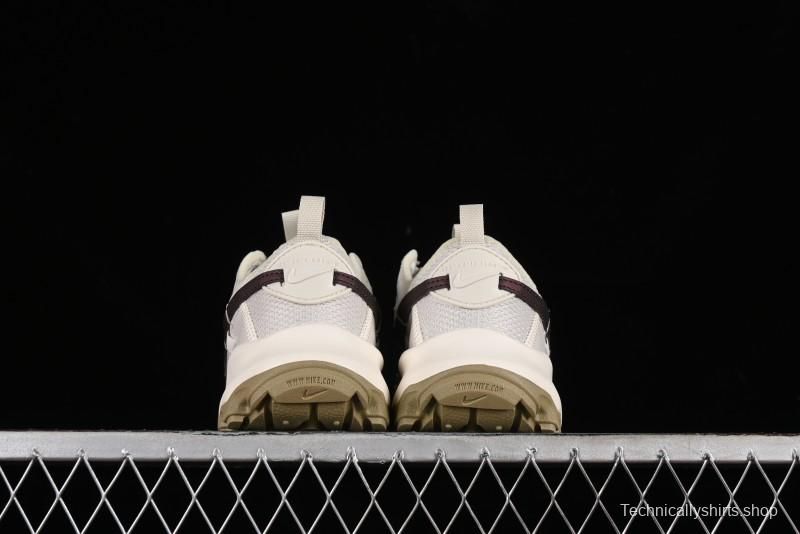 Nike TC 7900 Retro Dad Shoes with Reflective Swoosh and Cushioned Sole - DD9682-003