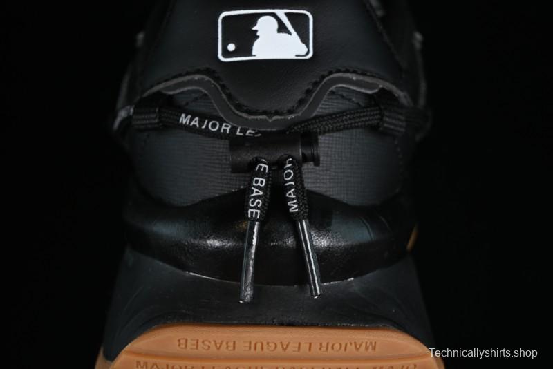 New York Yankees MLB Chunky Runner Lace Lightweight Casual Sneakers - 3ASHCRR3N50BKS