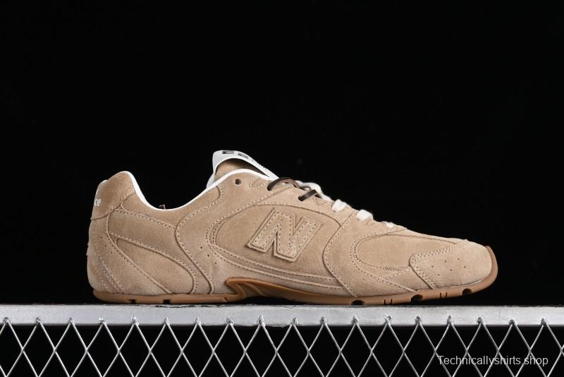 Miu Miu x New Balance 530 Low-Top Retro Running Sneakers with Deconstructed Design - 38165