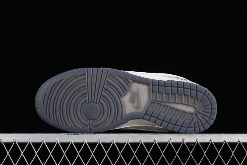 Nike SB Dunk Low Gucci Collaboration - Smoke Grey Anniversary Custom Low-Top Casual Sneakers - CF3688-003