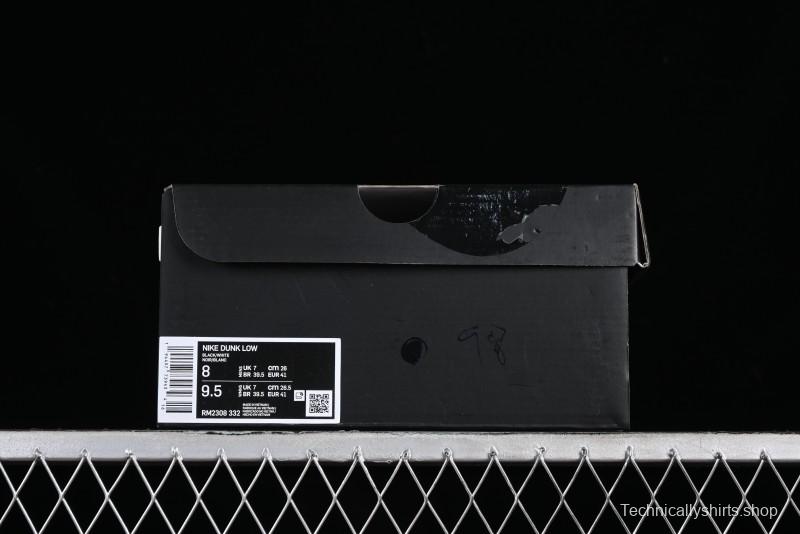 Nike Supreme x SB Dunk Low Panda Colorway Low-Top Casual Skate Shoes - RM2308-332