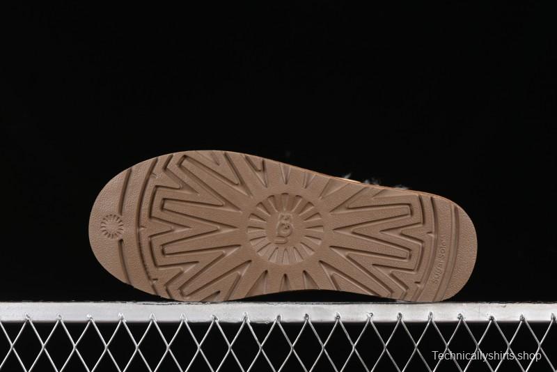 UGG Mini Bailey Button II Classic Short Boots with Wooden Button - 1016422