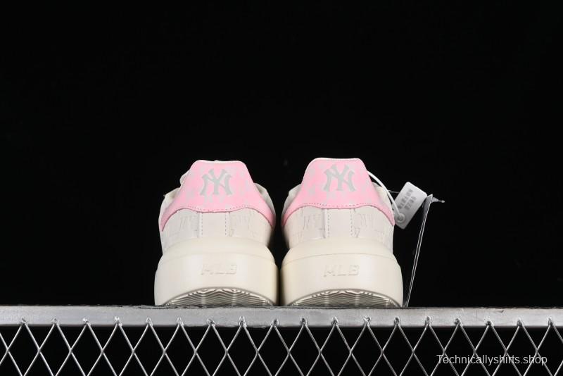 New York Yankees MLB Bigball Chunky Embo Monogram Platform Sandals - 3ASXEMN4N50PKS