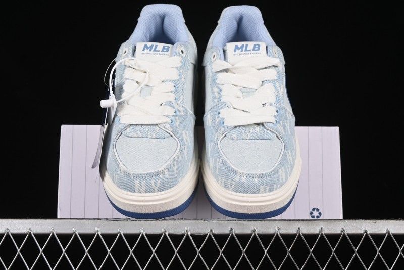 New York Yankees MLB Bigball Chunky Embo Monogram Platform Sandals - 3ASXCDC4N50SBS