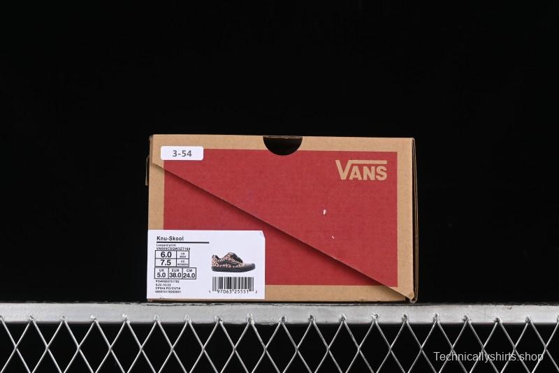 Vans Classics Knu Skool Retro Sneakers with Enlarged Toe and Thickened Trim - VN000CSQW3ZT188