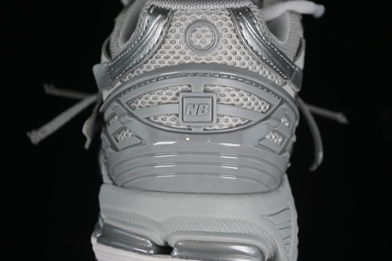 New Balance 1906 Series Retro Dad Style Casual Running Shoes with T-Beam Outsole - M1906AG