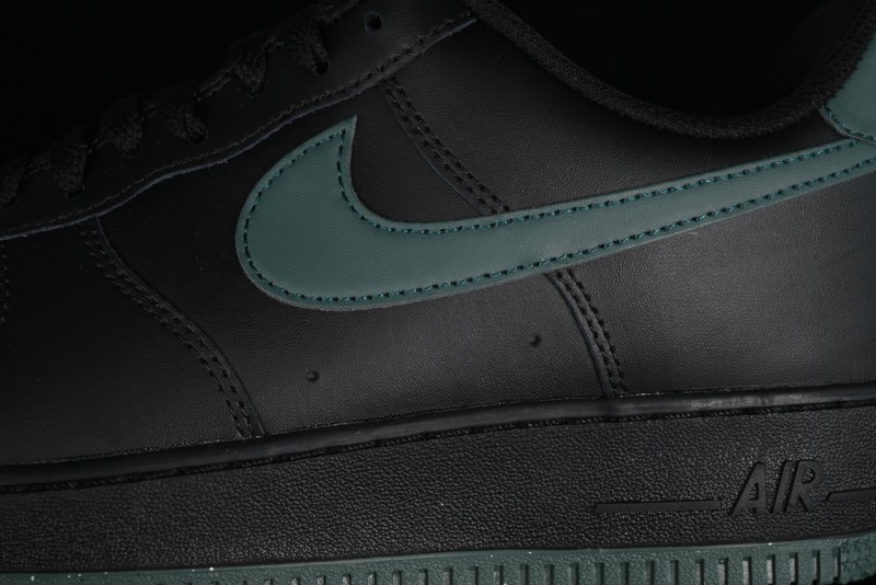 Nike Air Force 1 '07 Low Casual Sneakers with Full-Length Air Cushion - FJ4146-001