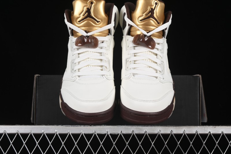 Nike Air Jordan 5 Retro Basketball Shoes in White/Tan - DD9336-200