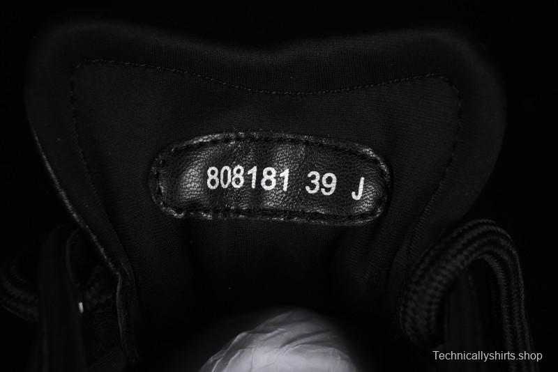 Alexander McQueen Flexion Retro Sneakers in Black with Diamond Grain Calfskin - 8.F6