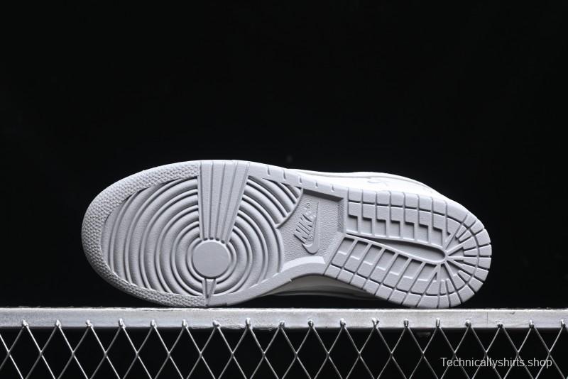 Nike Reigning Champ SB Dunk Low Casual Skate Shoes with 3M Reflective Details - RC3085-892