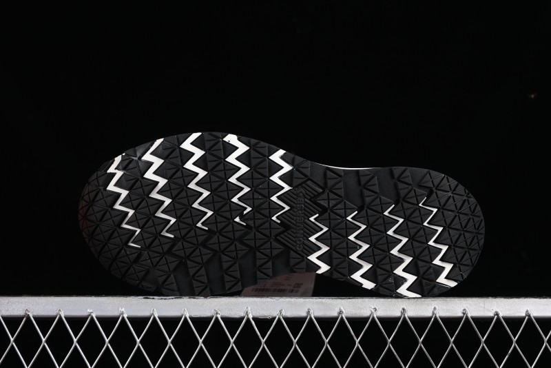 Converse Chuck 70 AT-CX Retro High-Top Platform Sneakers with Outdoor Functional Design - A06556C