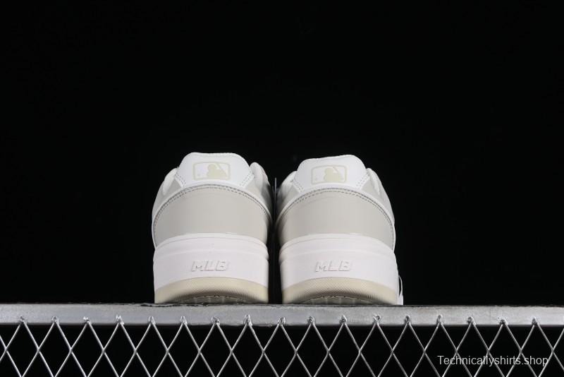 MLB Chunky Liner New York Yankees Lightweight Platform Sneakers with 6cm Height Increase - 3ASXCLB3N50IVS