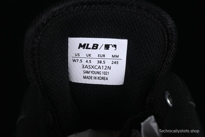 New York Yankees MLB Chunky Liner Custom Platform Sneakers in Neon Pink - 3ASXCA12N50WHS