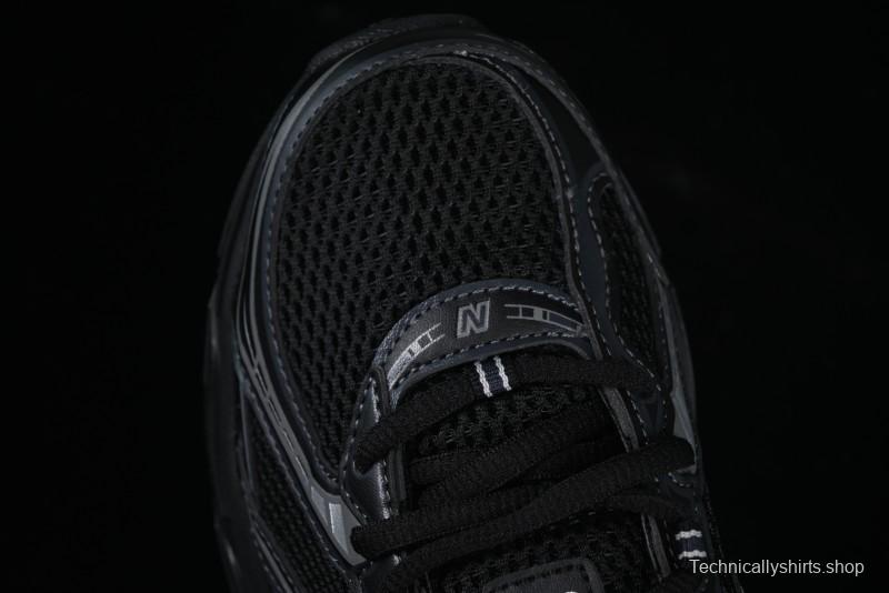 New Balance 740 Black and Silver Retro Running Sneakers for Men