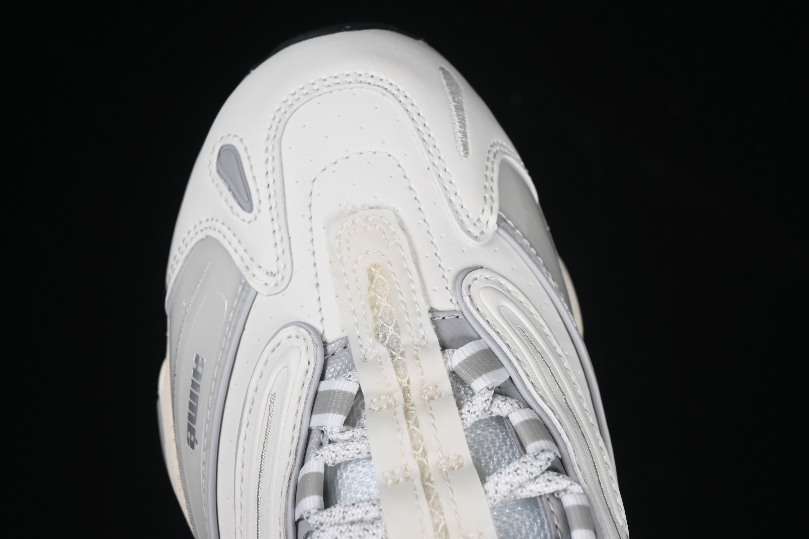New Balance 1000 Series Retro Dad Style Low-Top Casual Running Shoes - M1000AC1