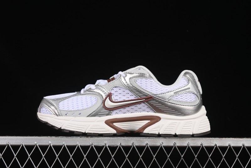 Nike V5 RNR Millennium Classic Retro Running Shoes with Foam Midsole - HQ7901-102