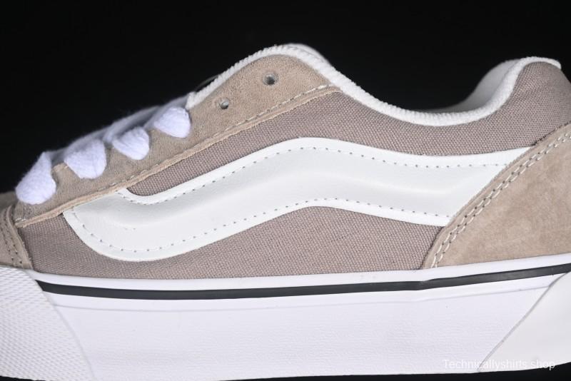 Vans Knu Skool Low-Top Retro Chunky Sneakers - VN000D6ZH2B