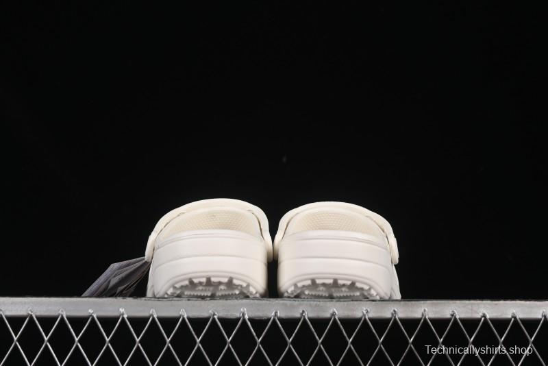 Crocs Classic Clog Two-Way Summer Beach Sandals with Ventilation Holes - B.D4