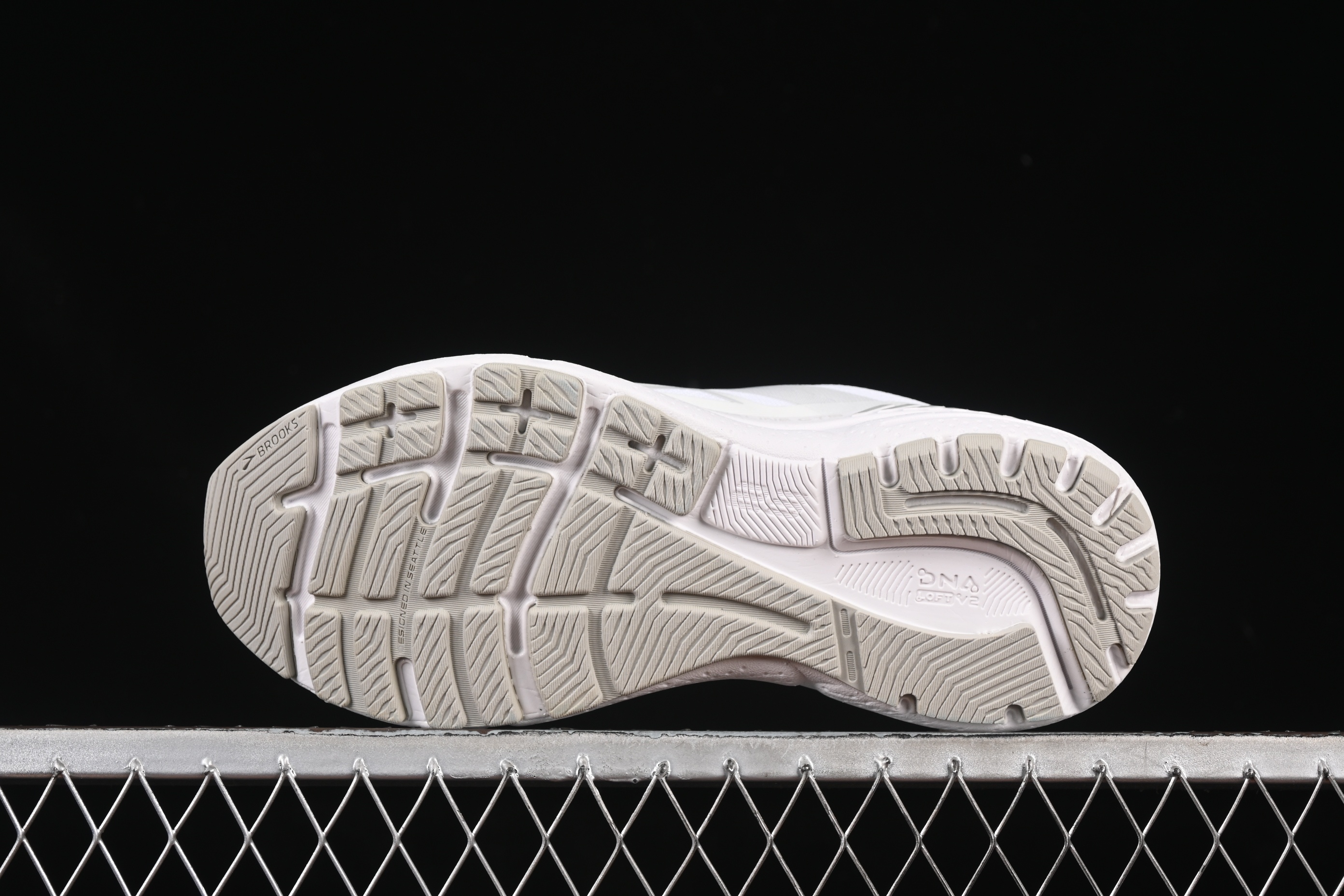 Brooks Adrenaline GTS 23 Running Shoes with Enhanced Support and Breathable Mesh - 1203811B104