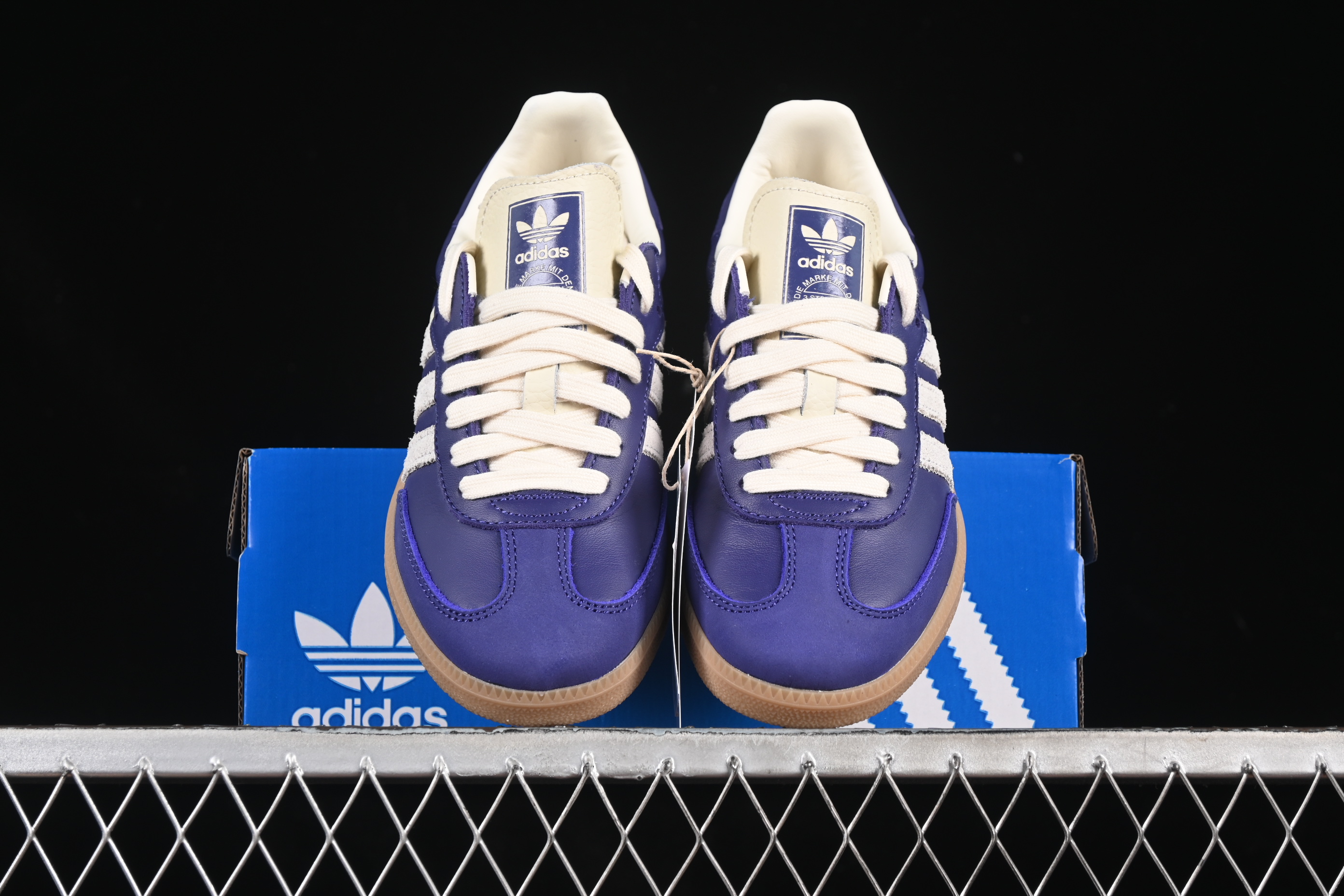 Adidas Samba OG Casual Sneakers with Original Leather Upper - JI2736