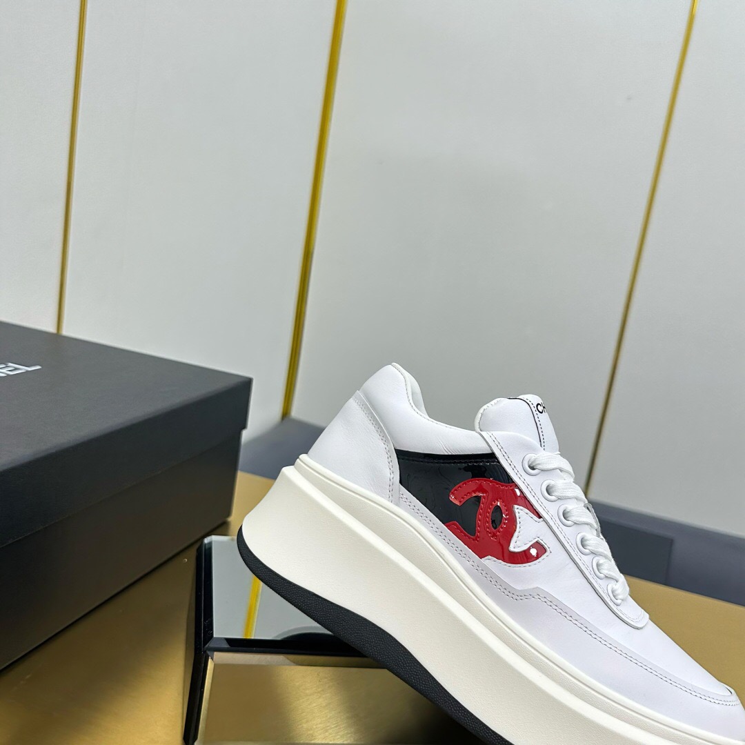 2025 Women Chanel White Black Red Leather Sneakers