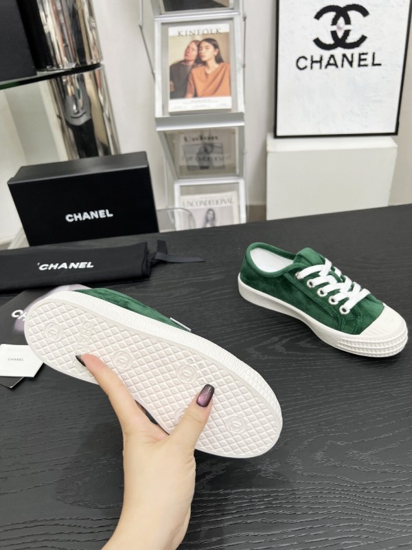 2025 Women Chanel Green Suede Sneakers LY00230