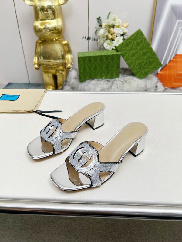2025 Women Gucci Silver Leather Slippers MJ00190