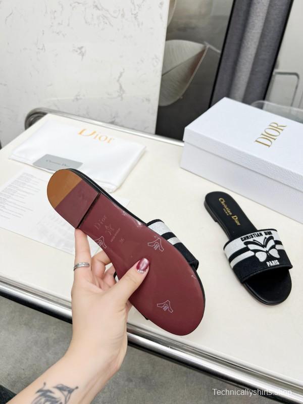 2025 Women Dior Black White Embroidery Slippers LY00170