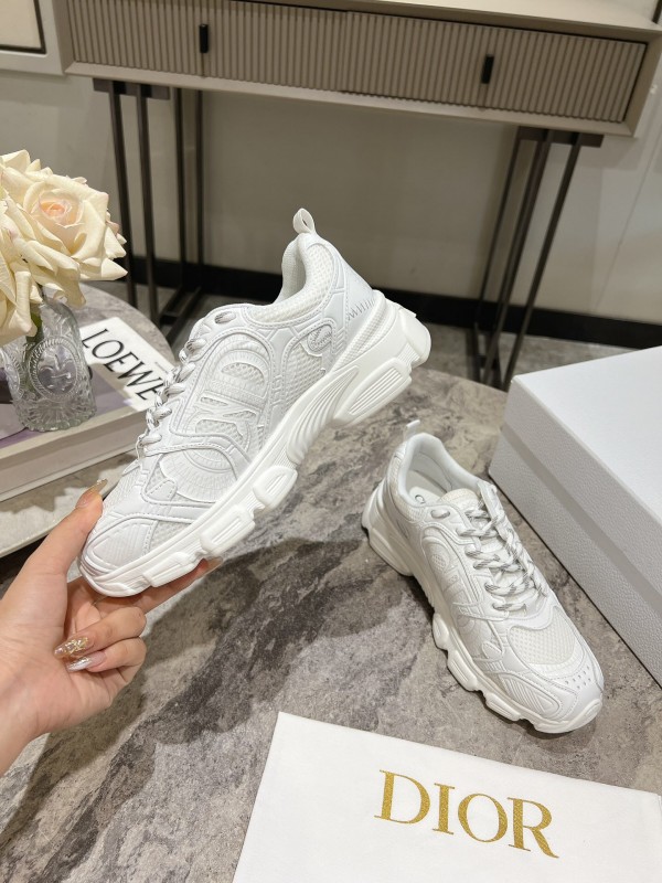 2025 Women Dior White Fabric Running Shoes KFY00370