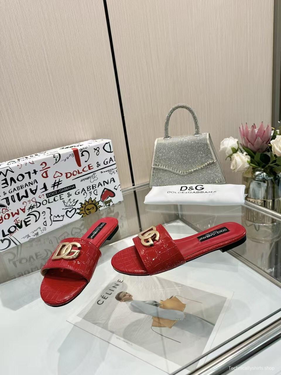 2025 Women Dolce & Gabbana Red Leather Slippers LY00190