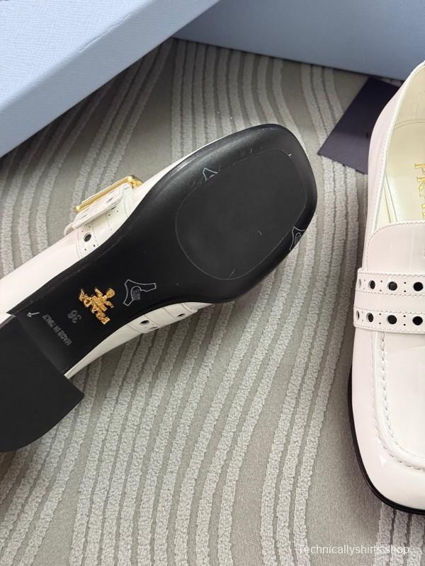 2025 Women Prada White Leather Loafers KFY00320