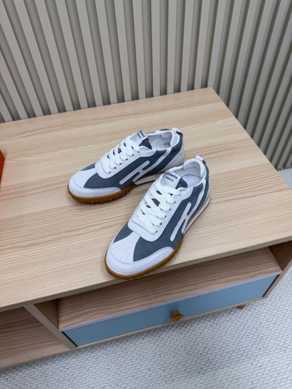 2025 Unisex Hermès White Grey Suede Down Fabric Sneakers Top Version LY00310