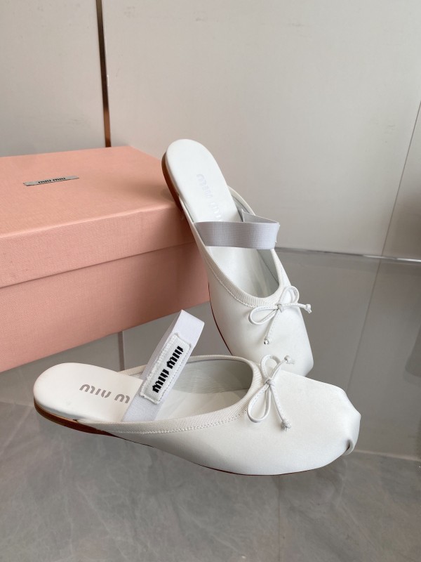 2025 Women Miumiu White Satin Ballet Flats Elastic Band KFY00280