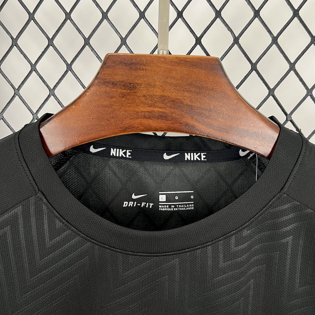 2025 NIKE Black T-Shirt #1044