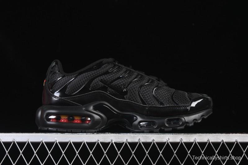 Nike Air Max Plus Retro Running Shoes with Air Cushion Technology - 604133-050