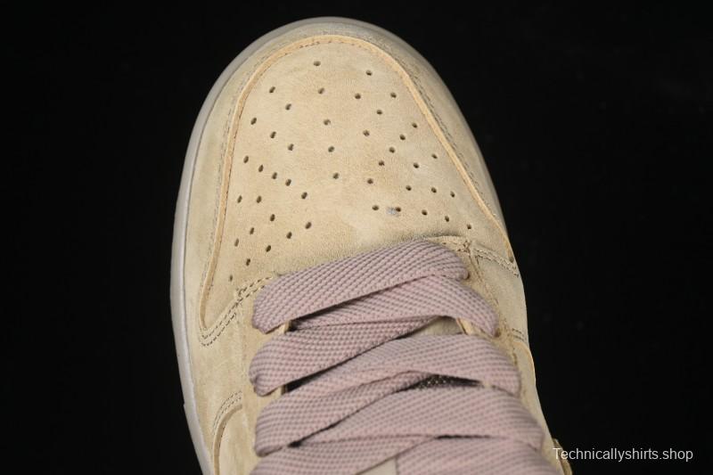 Nike SB Dunk Low Pro Skateboarding Shoes with Parachute Beige Design - HJ0367-200