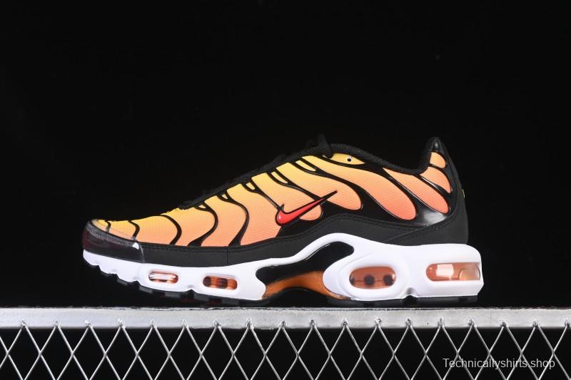 Nike Air Max Plus Retro Running Shoes with Air Cushion Technology - HF0552-001