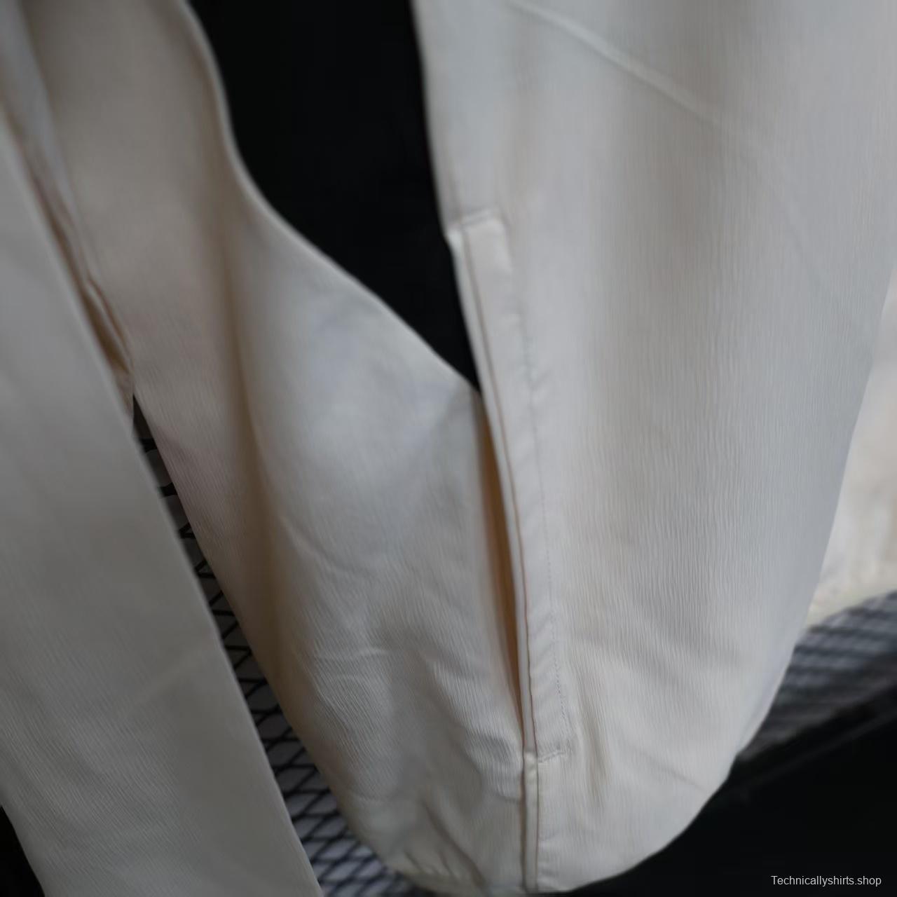 25/26 Liverpool White Windbreaker (with Inner Lining)