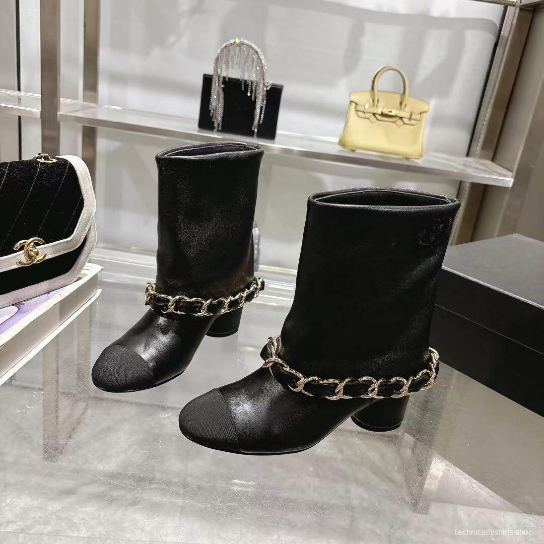 Chanel 2025/SS Chain Accent Block Heel Boots - LY00410