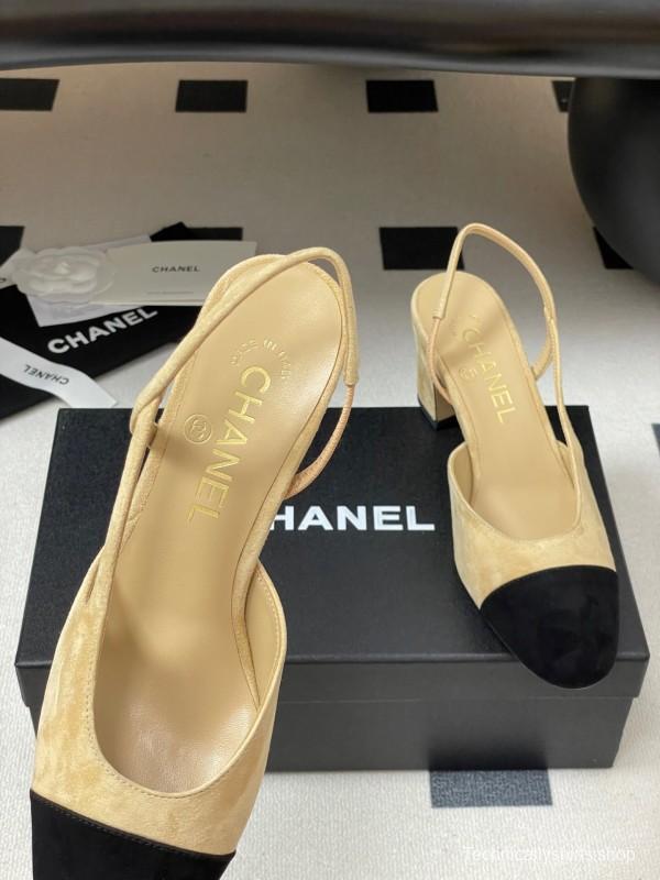 Chanel Sling-back Two-Tone Suede Slingback Sandals Flat/Block Heel - KFY00280