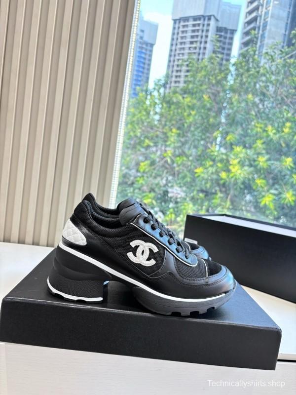 Chanel 2025 SS New Arrival High-Heel Two-Tone Casual Sneakers - KFY00320