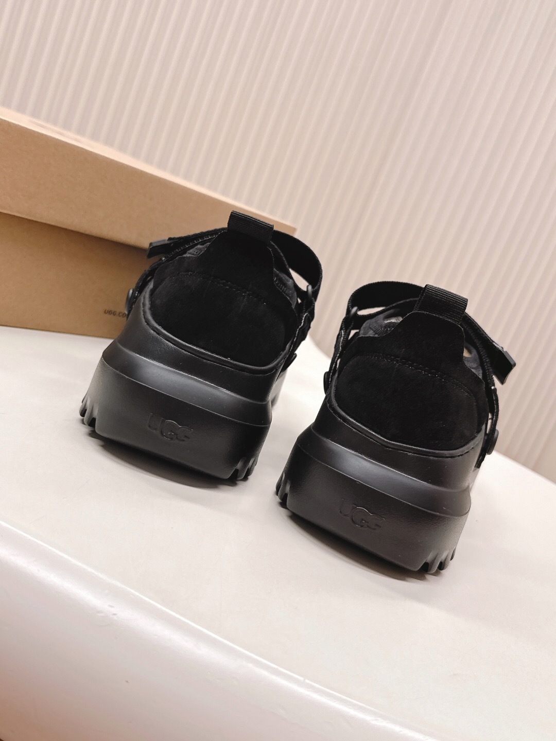 UGG 2025/SS New Wool Shoes - KFY00260