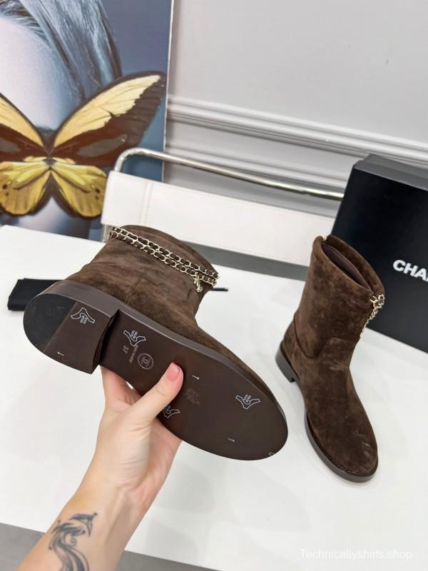 Chanel 2025 SS Quilted Chain Four-Leaf Clover CC Flat Ankle Boots - LY00400