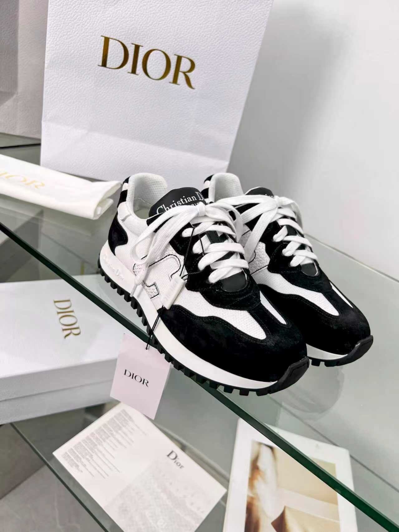Dior C'est Dior Sport Sneakers - LY00
