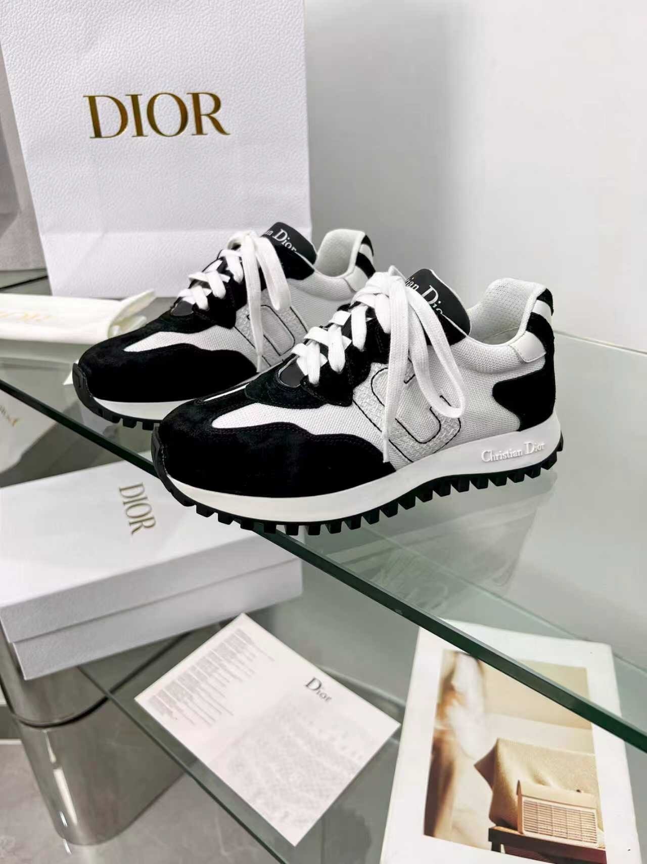 Dior C'est Dior Sport Sneakers - LY00